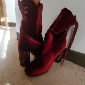 Chunk heel booties